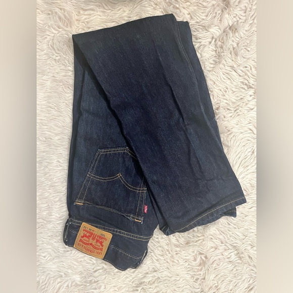 Levis Jean - Picture 3 of 3